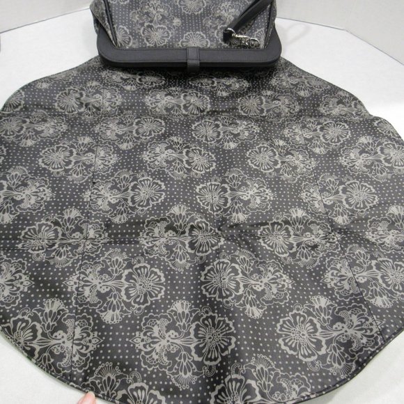 Wristlet Bag Purse Black Gray Floral Changing Pad - Picture 7 of 8